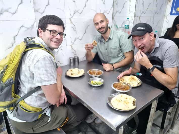 Delhi: No Delhi Belly Food Tour with Chai Tea - Key Points