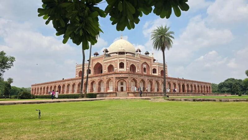 Delhi: Old and New Delhi Private Full or Half-Day Tour - Key Points