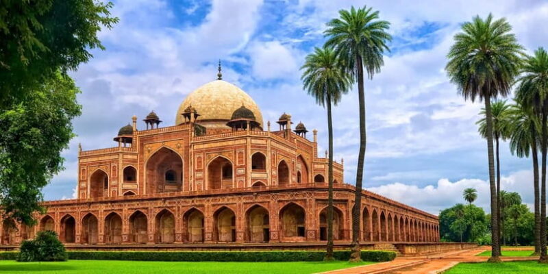 Delhi: Old and New Delhi Private Guided City Tour - A Deep Dive into the Experience
