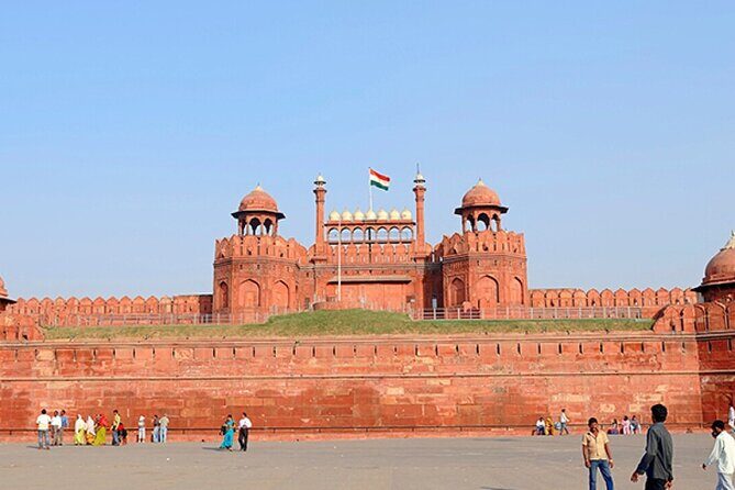 Delhi: Old and New Delhi Private One Day Tour - The Sum Up
