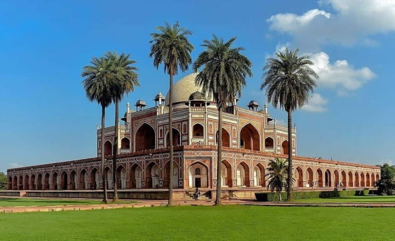 Delhi: Old and New Delhi Private One Day Tour - Key Points