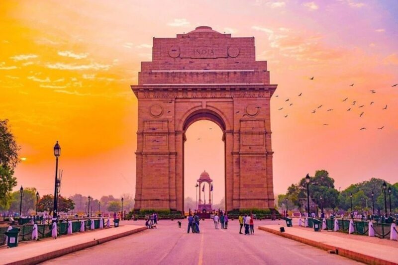 Delhi: Old Delhi City Tour with Tuk Tuk Ride & Street Food - Key Points