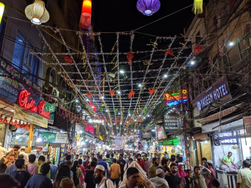 Delhi: Old Delhi Slum Tour by Metro or Car - A Deep Dive into the Old Delhi Slum Tour