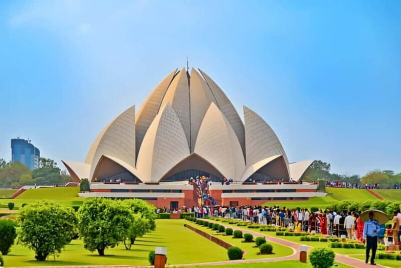 Delhi: Old & New Delhi Private Guided Full or Half-Day Tour - Exploring Delhi: A Full Day of Culture, History, and Local Flavor