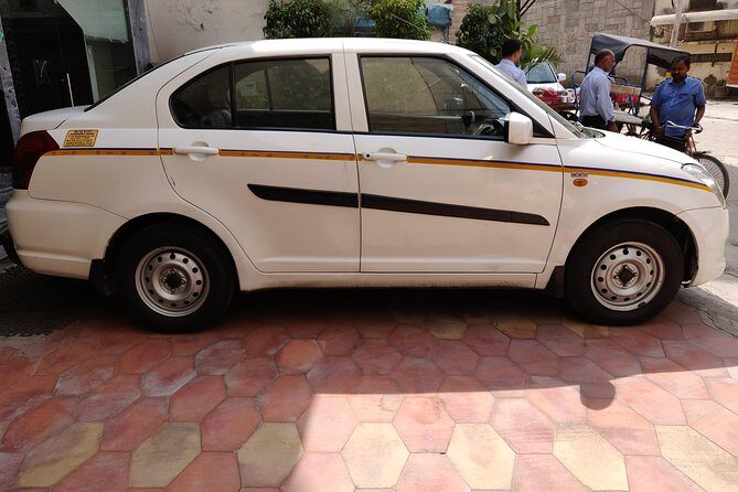 Delhi: Private Car Charter with Professional Driver - A Detailed Look at the Delhi Private Car Charter