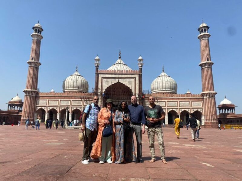Delhi: Private Chandni Chowk, Food Tasting, & Tuk-Tuk Tour - Considerations for Travelers