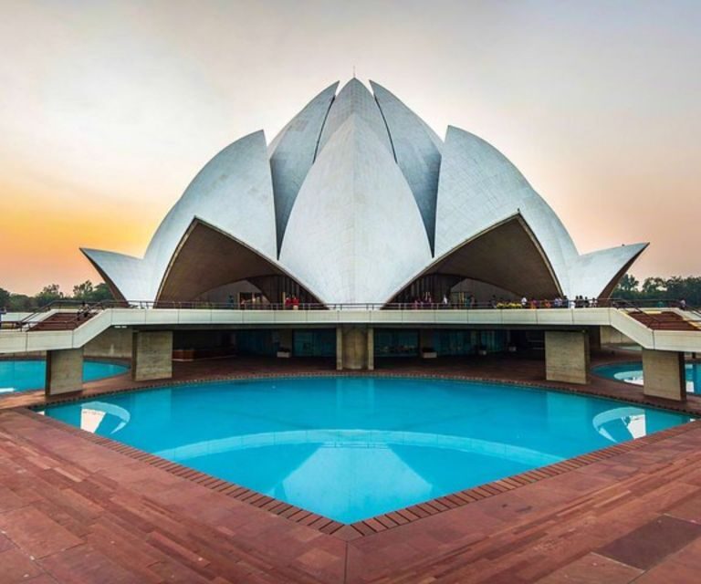 Delhi: Private Guided Day Tour of Old and New Delhi - Exploring Delhi: A Private Day Tour of Old and New Delhi