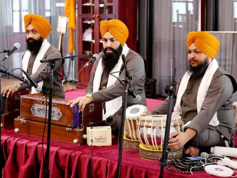 Delhi: Private Half-Day City Tour by Car with Water - Exploring Delhi in Half a Day: An In-Depth Look at a Private City Tour