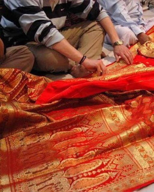 Delhi: Private Half-Day Shopping Tour with Guide & Transfers - Who Will Love This Tour?