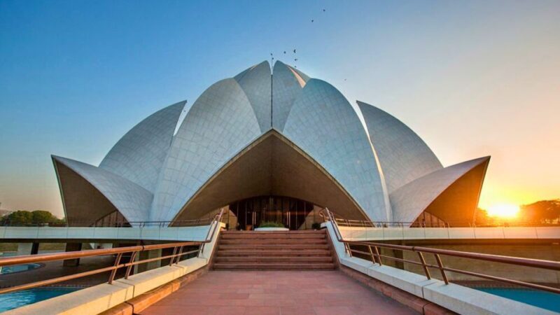 Delhi: Private Spiritual Sites Car Tour with Lunch and Entry - Final Thoughts