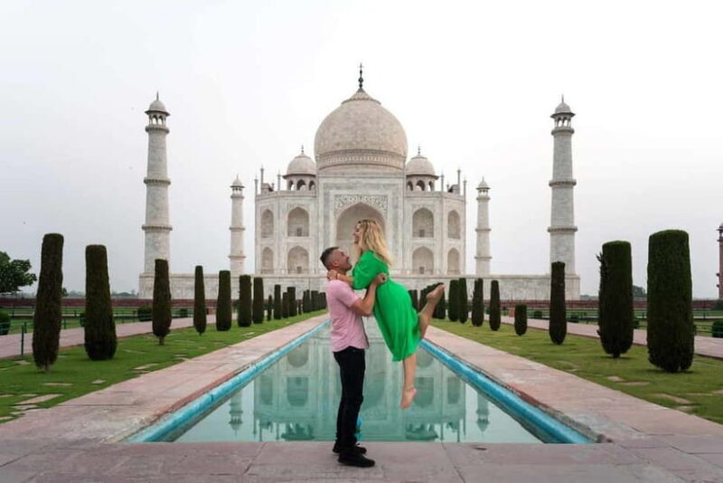 Delhi: Private Taj Mahal Tour with Professional Photographer - Early Morning Pickup and Journey to Agra