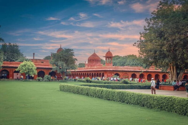 Delhi: UNESCO World Heritage Walking Tour of Red Fort - Key Points