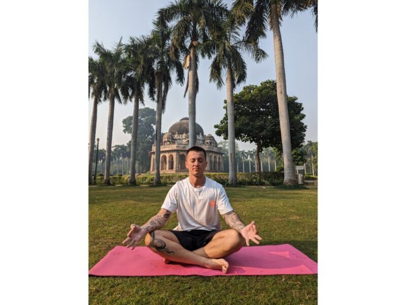 Delhi: Yoga in Lodhi Garden - Key Points