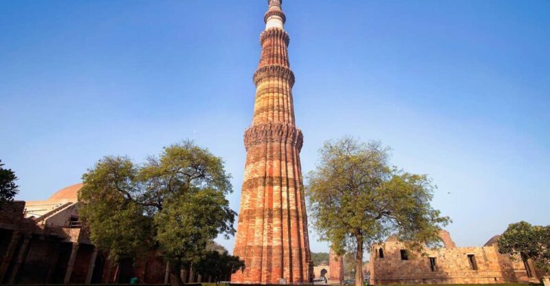 Delhi:Old & New Delhi Private Guided Day Trip with Transfers - Who Should Consider This Tour?