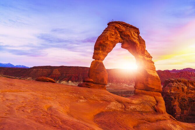 Delicate Arch Trail Self-Guided Audio Walking Tour - Key Points