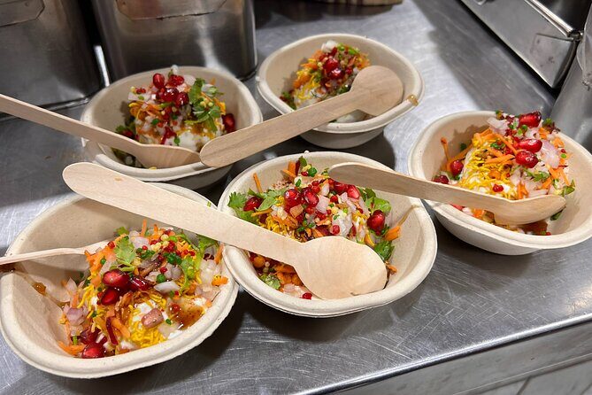 Delicious Food Trail: Explore Sowcarpet Market's Culinary Delight - Who Will Love This Tour?