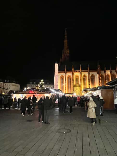 Delightful Advent tour: sparkling wine, cookies, and mulled wine in Würzburg - Authenticity and Experience Quality