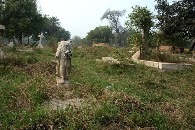 Dellhi Ghost forts & Horror spots - Exploring Delhis Ghostly Forts and Haunted Spots: A Tour That Tests Your Nerve