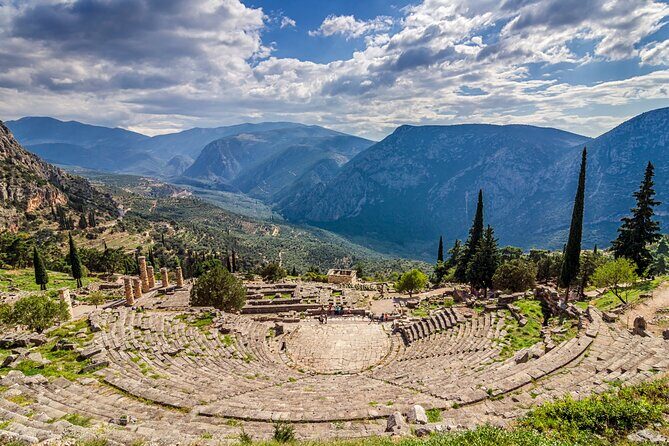 Delphi full day V.R audio guided tour with entry ticket - The Sum Up