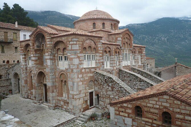 Delphi, Hosios Loukas Monastery full day private tour from Athens - FAQ