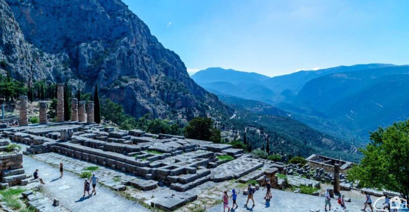 Delphi & Hosios Loukas Monastery Private Day Tour plus Lunch - Frequently Asked Questions