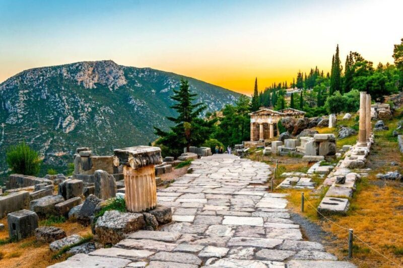 Delphi & Meteora Two (2) days Tour - Who Would Enjoy This Tour?