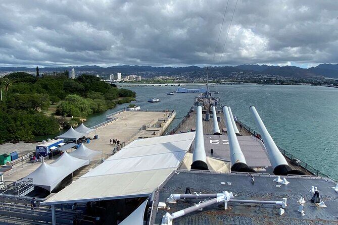 Deluxe Arizona Memorial and USS Missouri Battleship Tour - FAQ