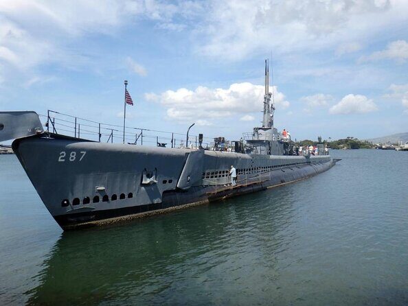 Deluxe Arizona Memorial Bowfin Submarine and Honolulu City Tour - What You Can Expect From This Tour
