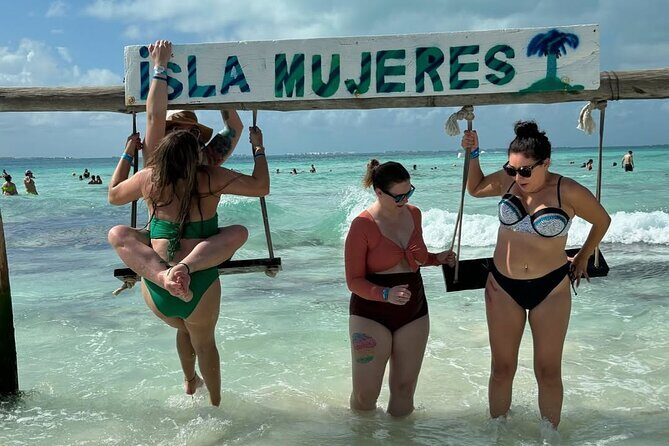 Deluxe Catamaran Tour to Isla Mujeres, from Puerto Morelos hotels - Frequently Asked Questions