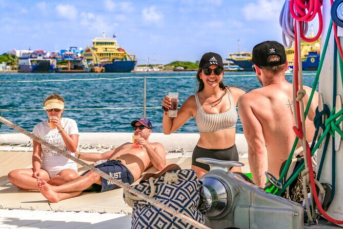 Deluxe Catamaran tour to Isla Mujeres with Open Bar and Lunch - An In-Depth Look at the Experience