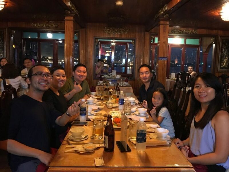 Deluxe Dining Cruise by DeluxeGroupTours - FAQ