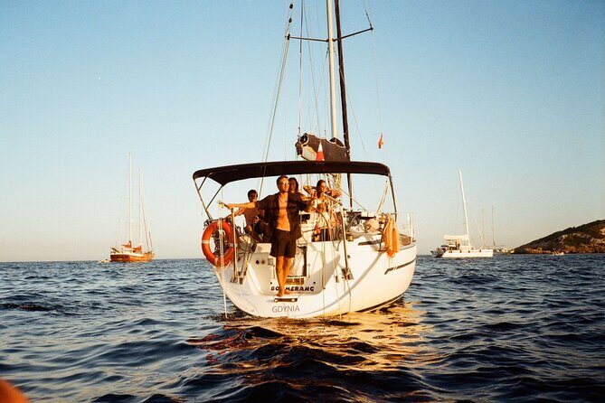 Deluxe Full-Day Private Sailing Tour in Ibiza & Formentera - FAQ