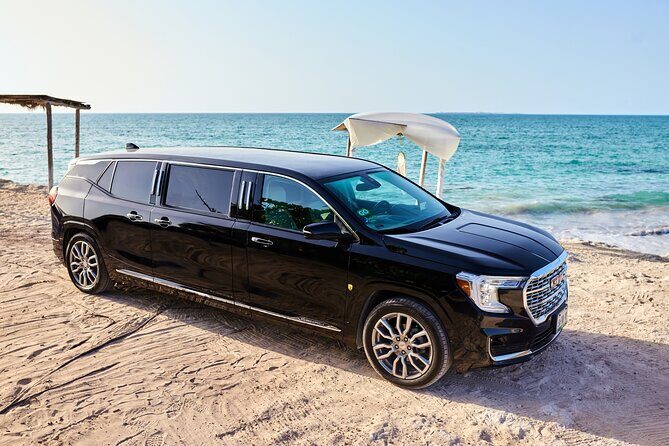 Deluxe GMC Limousine from Cancun Airport to Puerto Morelos - What Makes This Transfer Stand Out?