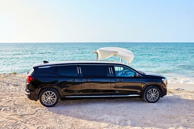 Deluxe GMC Limousine from CUN Airport to Cancun Hotel Zone - Frequently Asked Questions
