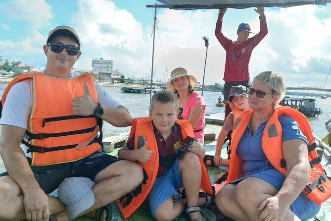 Deluxe Mekong Delta Tour to Floating Market 2 Days 1 Night Trip - Experience the Heart of the Mekong Delta: A 2-Day, 1-Night Adventure