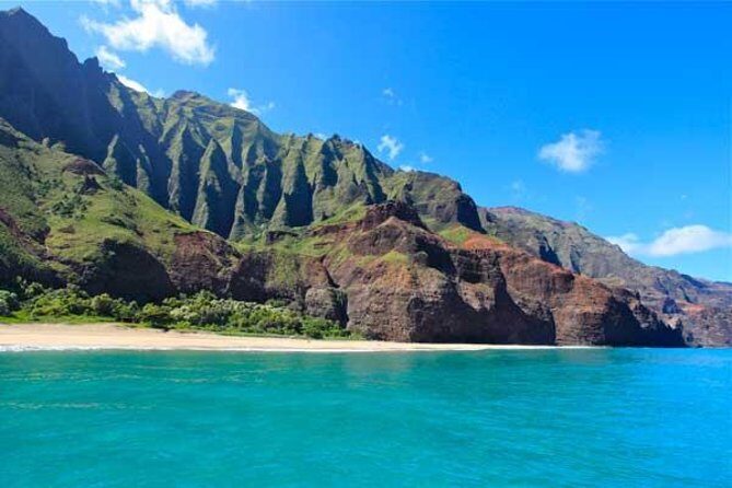 Deluxe Na Pali Sunset Snorkel Tour on the Lucky Lady - FAQs