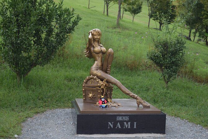 Deluxe Private Tour: Mt. Aso, One Piece Statues and Shrine Visit - Key Points