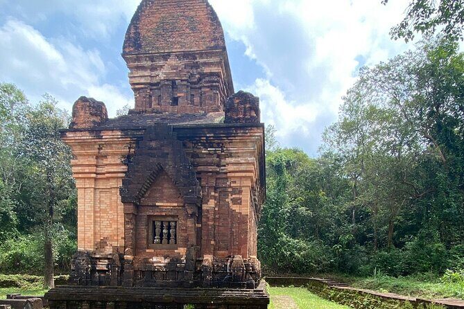 Deluxe Small Group Tour: My Son Holyland & Hoi An River Cruise - Frequently Asked Questions