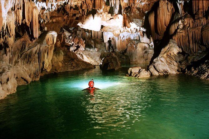 Deluxe Small Group Tour: Phong Nha Cave And Dark Cave 1 Day - Exploring the Itinerary in Detail