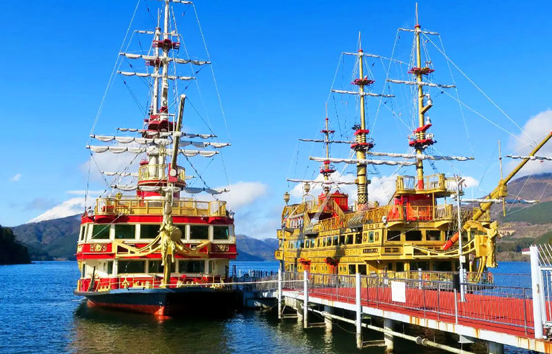 Departing from Lake Kawaguchiko: Mount Fuji & Hakone Scenic Tour: Including Aerial Cable Car, Owakudani, Hakone Shrine, and Oshino Hakkai One-Day Trip - Should you book this Mount Fuji and Hakone day trip?