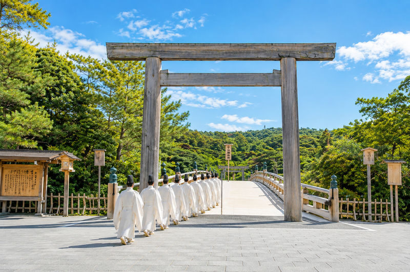 Departing from Nagoya - Ise Grand Shrine (Geku & Naiku) & Meoto Iwa One-Day Tour - Stroll through Edo-style old streets - At a glance