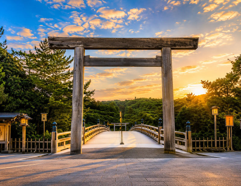 Departing from Nagoya - Ise Grand Shrine (Geku & Naiku) & Meoto Iwa One-Day Tour - Stroll through Edo-style old streets - Why Ise makes a good day trip from Nagoya