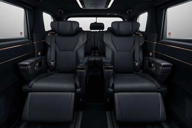 Departure by Private Minivan from Osaka City to Itami Airport ITM - Detailed Review of the Private Minivan Transfer from Osaka to Itami Airport