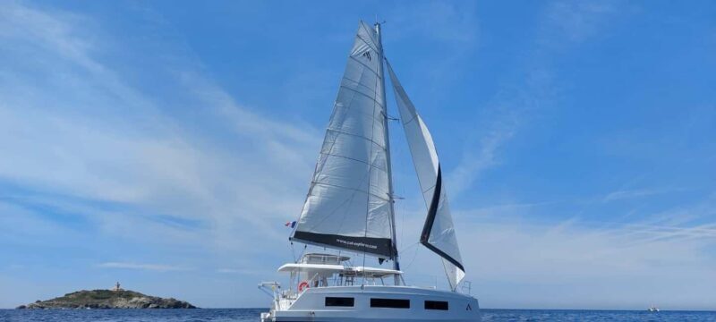 Departure from BRUSC: Half-day catamaran cruise - FAQ