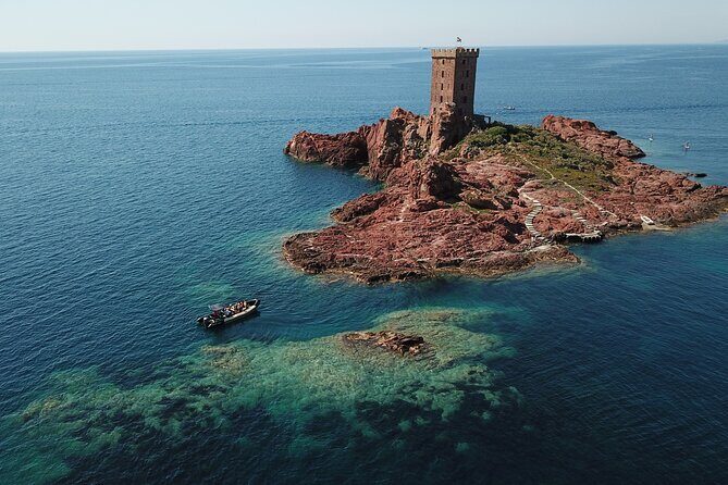 Departure from Saint-Raphaël - The creeks of Estérel - Experience the Red Rocks of Estérel from Saint-Raphaël