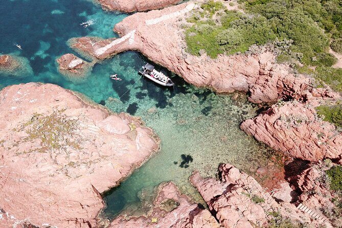 Departure from Saint-Raphaël - The creeks of Estérel - The Sum Up: Who Should Book This Tour?