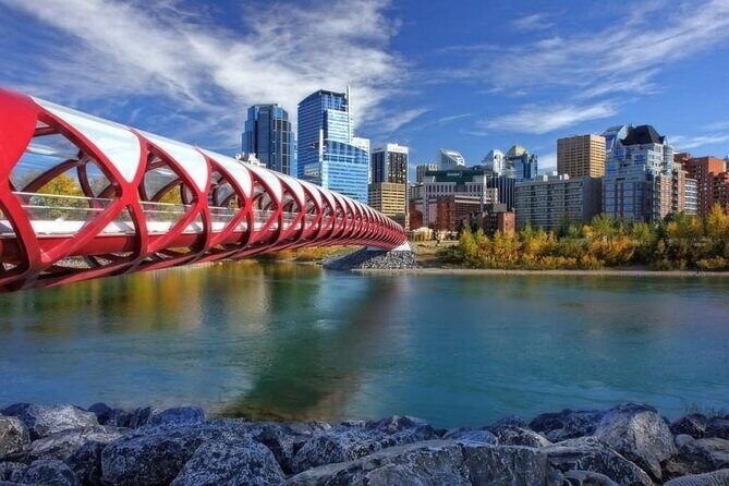 Departure Private Transfer: Calgary to Calgary Airport YYC in Luxury SUV - What to Expect on Your Transfer