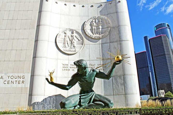 Departure Private Transfer: Detroit to Detroit Airport DTW in Luxury SUV - What We Love