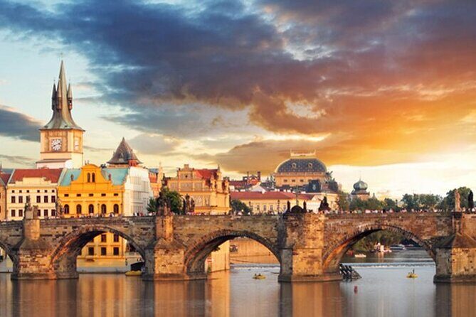 Departure Private Transfer from Prague City to Prague Airport PRG in Car/Van - FAQ