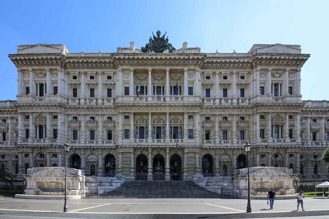Departure Transfer from Rome to Rome Airport FCO in Private Van - The Sum Up